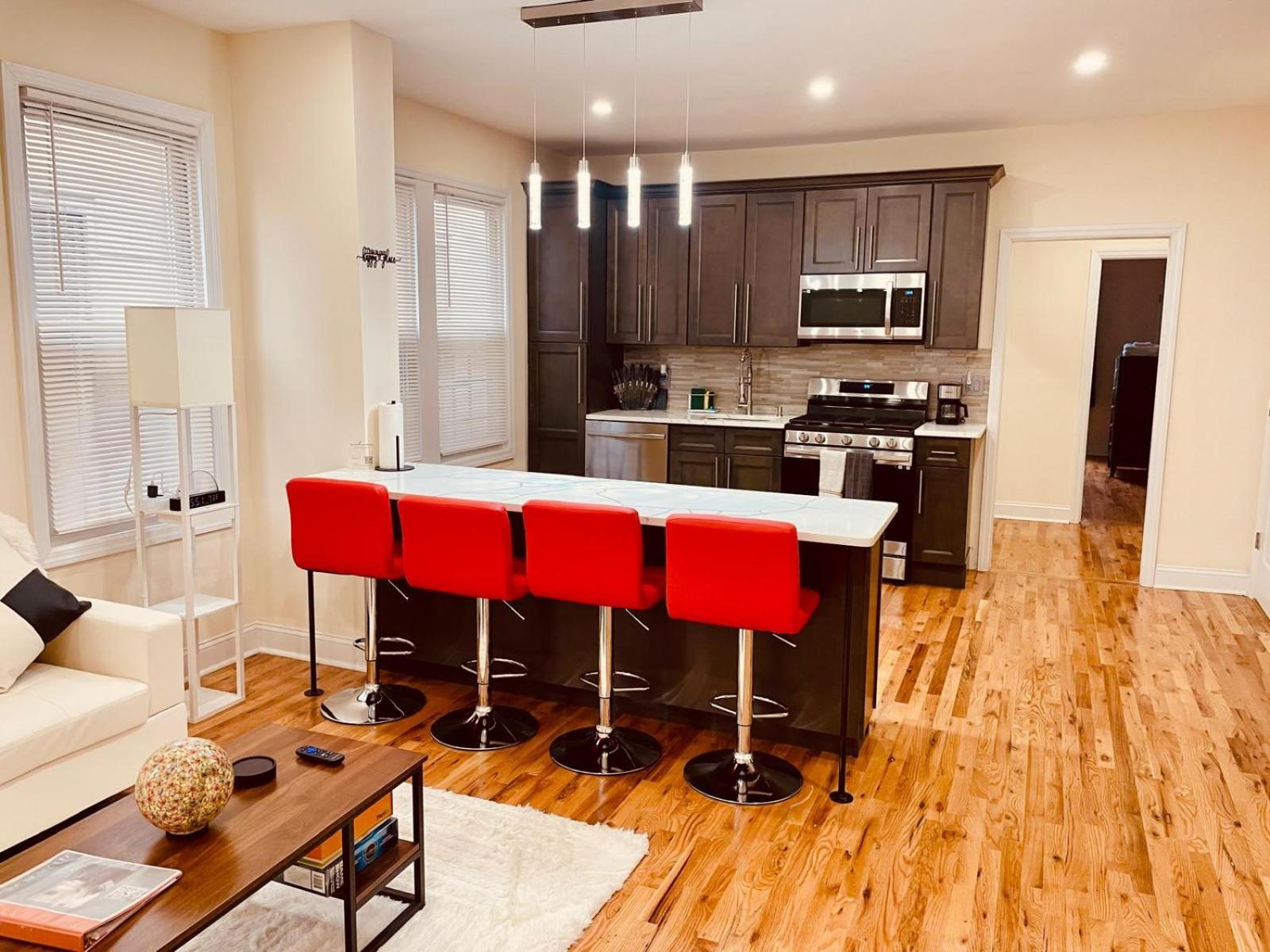 דירות ניוארק Ooohlala! 2 Beds And 2 Full Baths W/Free Parking מראה חיצוני תמונה