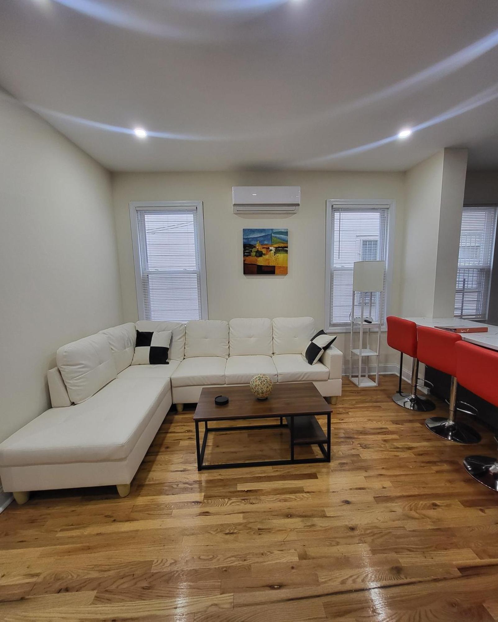 דירות ניוארק Ooohlala! 2 Beds And 2 Full Baths W/Free Parking מראה חיצוני תמונה